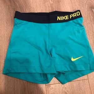 Nike Pro Spandex Shorts 3”